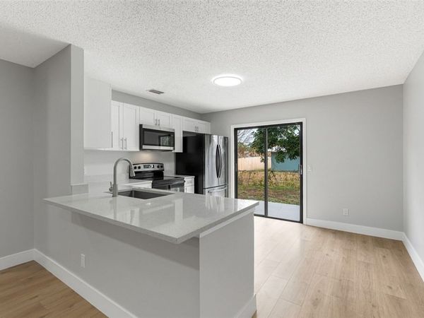 2240 86th Drive, Vero Beach, FL 32966