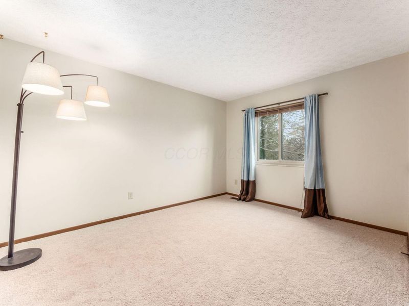 1760 Fallhaven Drive, Columbus, OH 43235 Photo 21