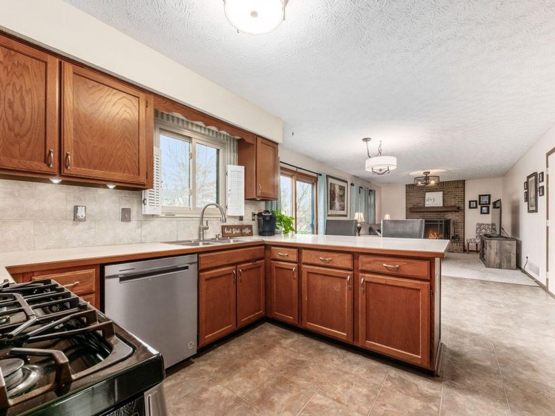 1760 Fallhaven Drive, Columbus, OH 43235 Photo 6