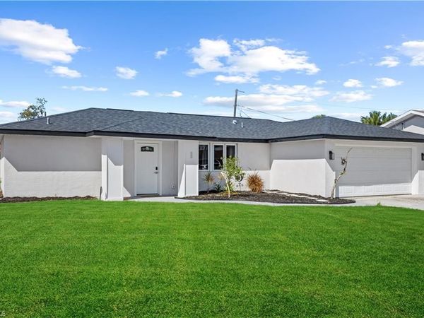 27670 Garrett ST, BONITA SPRINGS, FL 34135