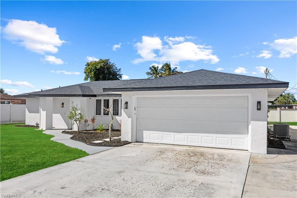 27670 Garrett St, Bonita Springs, FL 34135 Photo