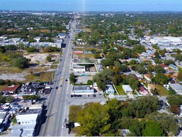 1067 NW 79th St, Miami, FL 33150