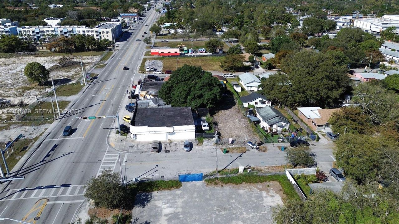 1067 NW 79th St, Miami, FL 33150 Photo