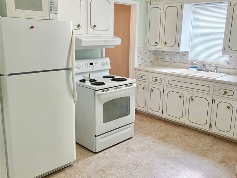 5916 W 54th Street, Parma, OH 44129 Photo 6