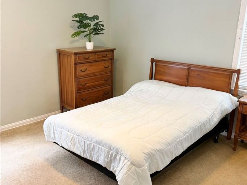 5916 W 54th Street, Parma, OH 44129 Photo 8