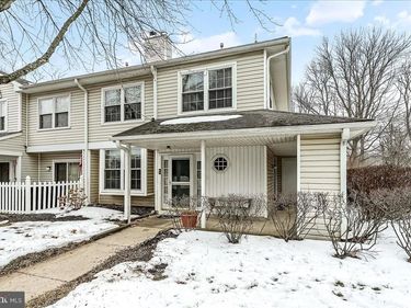 63 BAYBERRY COURT, Unit 63, GLEN MILLS, PA 19342