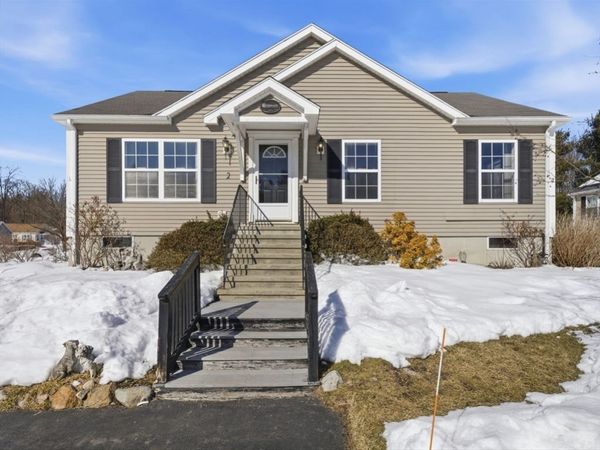 2 Mountain Ash Rd., Unit 2, East Bridgewater, MA 02333