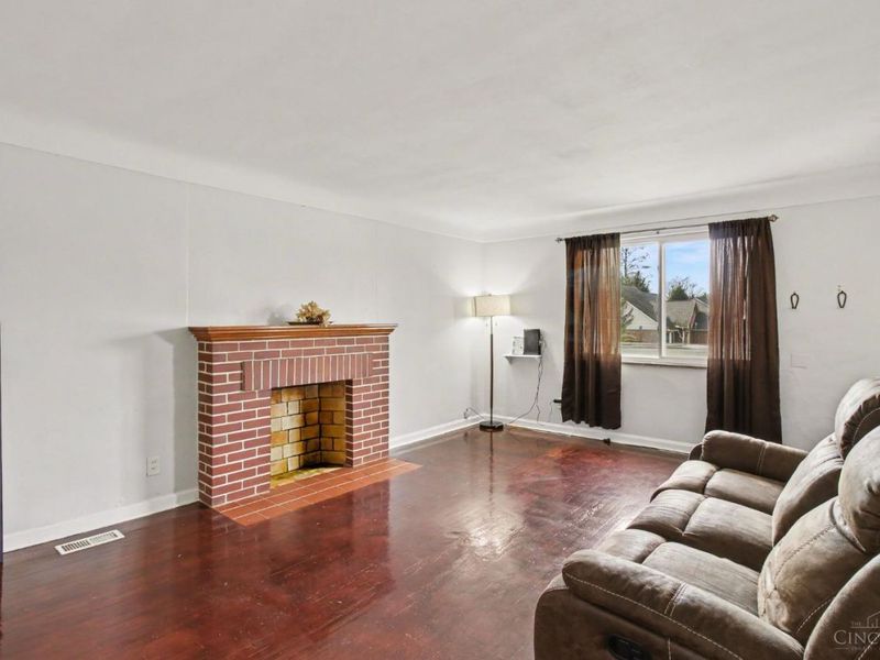 6724 Cheviot Road, Cincinnati, OH 45247 Photo 4