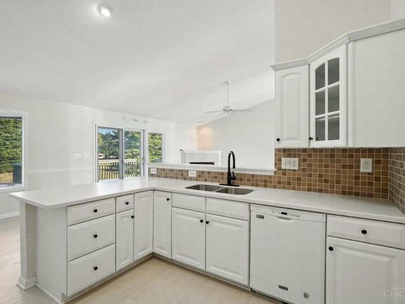 9372 Parkside Drive, Centerville, OH 45458 Photo 18