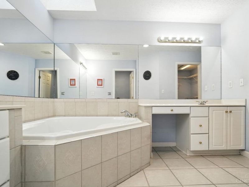 9372 Parkside Drive, Centerville, OH 45458 Photo 27