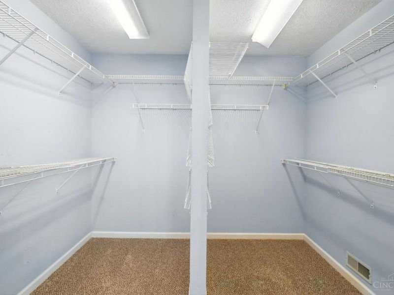 9372 Parkside Drive, Centerville, OH 45458 Photo 30