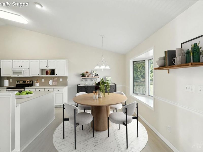 9372 Parkside Drive, Centerville, OH 45458 Photo 6