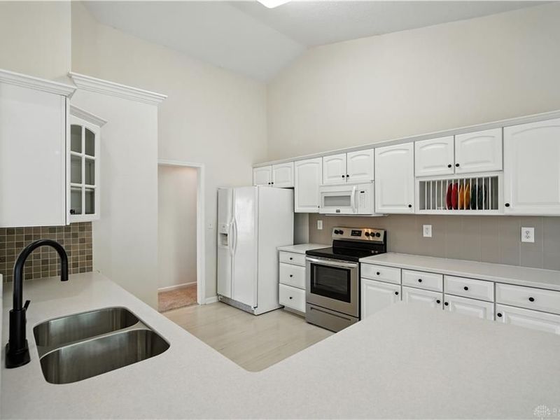 9372 Parkside Drive, Centerville, OH 45458 Photo 11