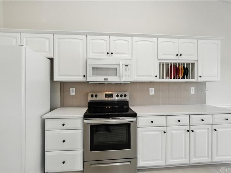 9372 Parkside Drive, Centerville, OH 45458 Photo 13