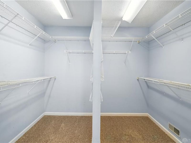 9372 Parkside Drive, Centerville, OH 45458 Photo 24