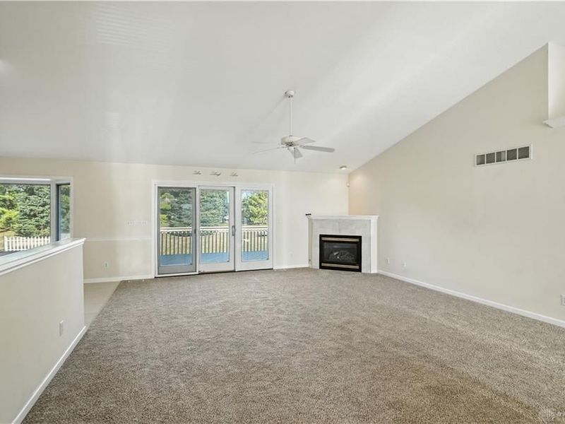 9372 Parkside Drive, Centerville, OH 45458 Photo 4