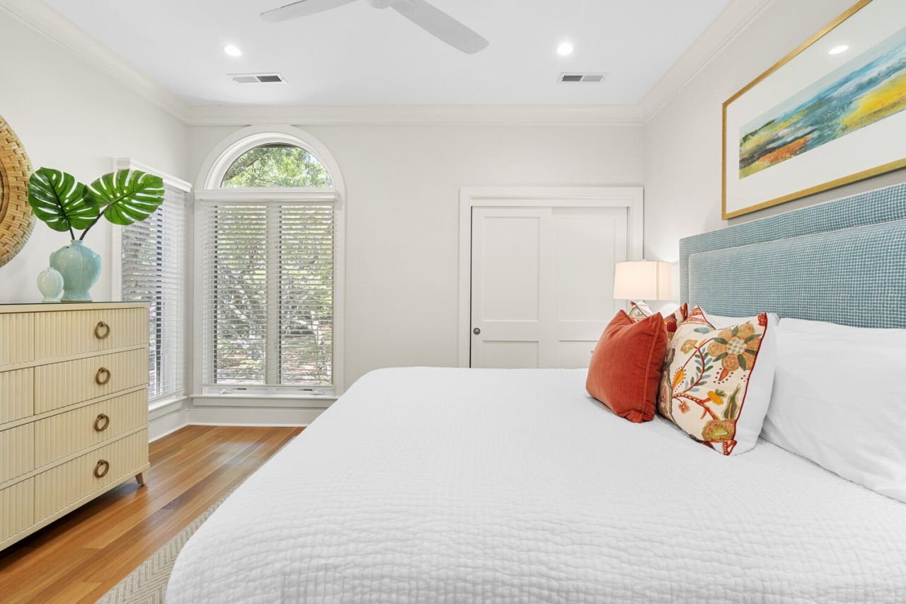 4566 Park Lake Drive Photo 30