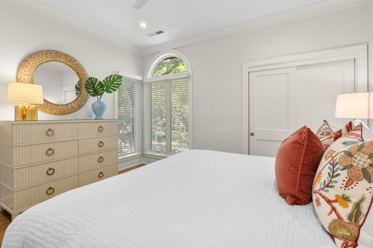 4566 Park Lake Drive Photo 31