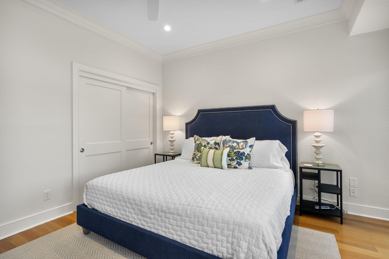 4566 Park Lake Drive Photo 34