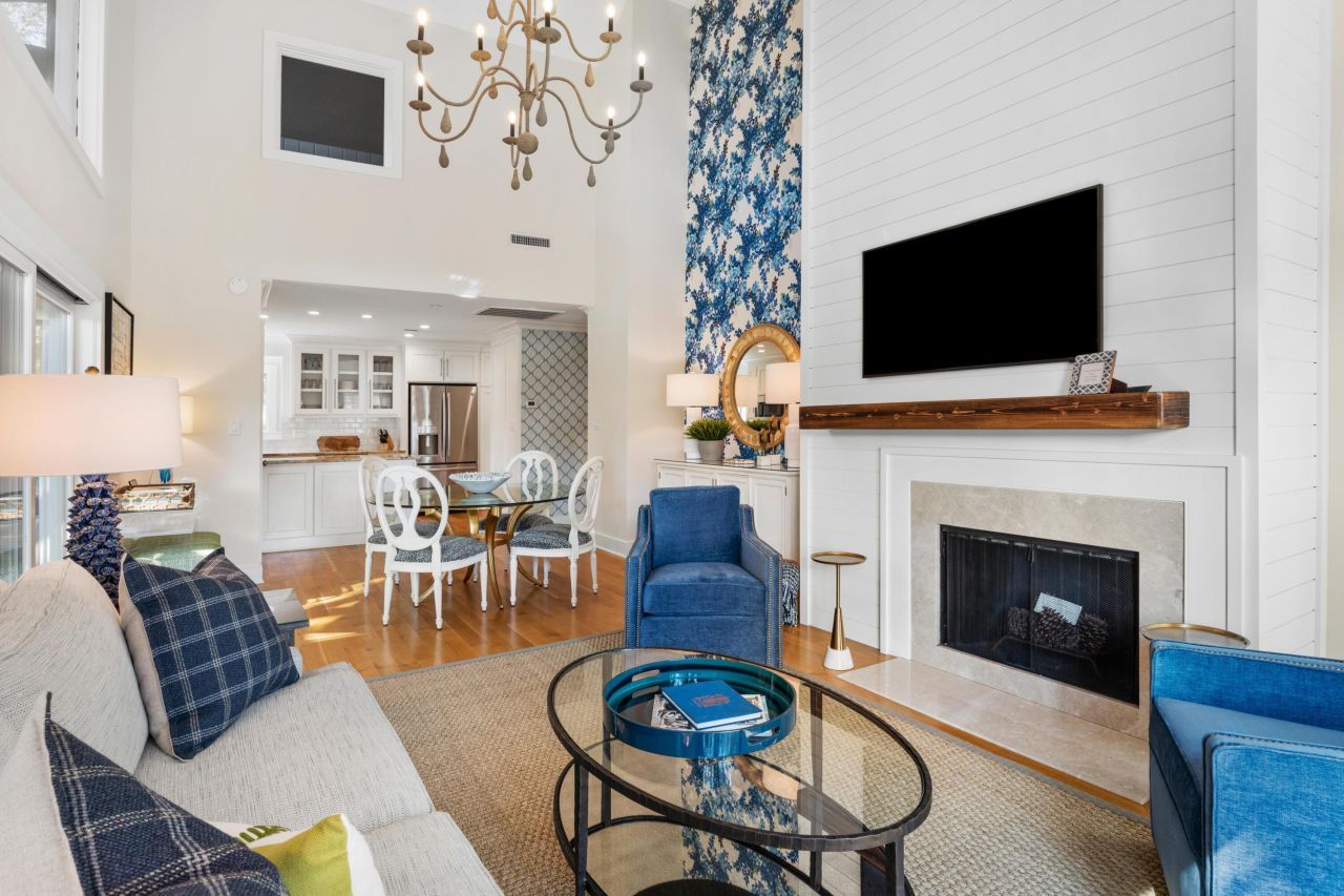 4566 Park Lake Drive Photo 8