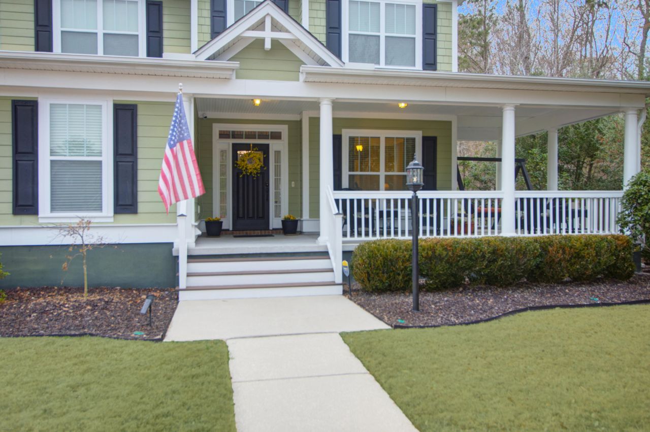 1022 Legacy Lane Photo 2