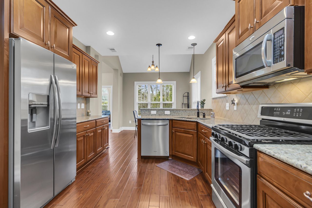 1022 Legacy Lane Photo 20