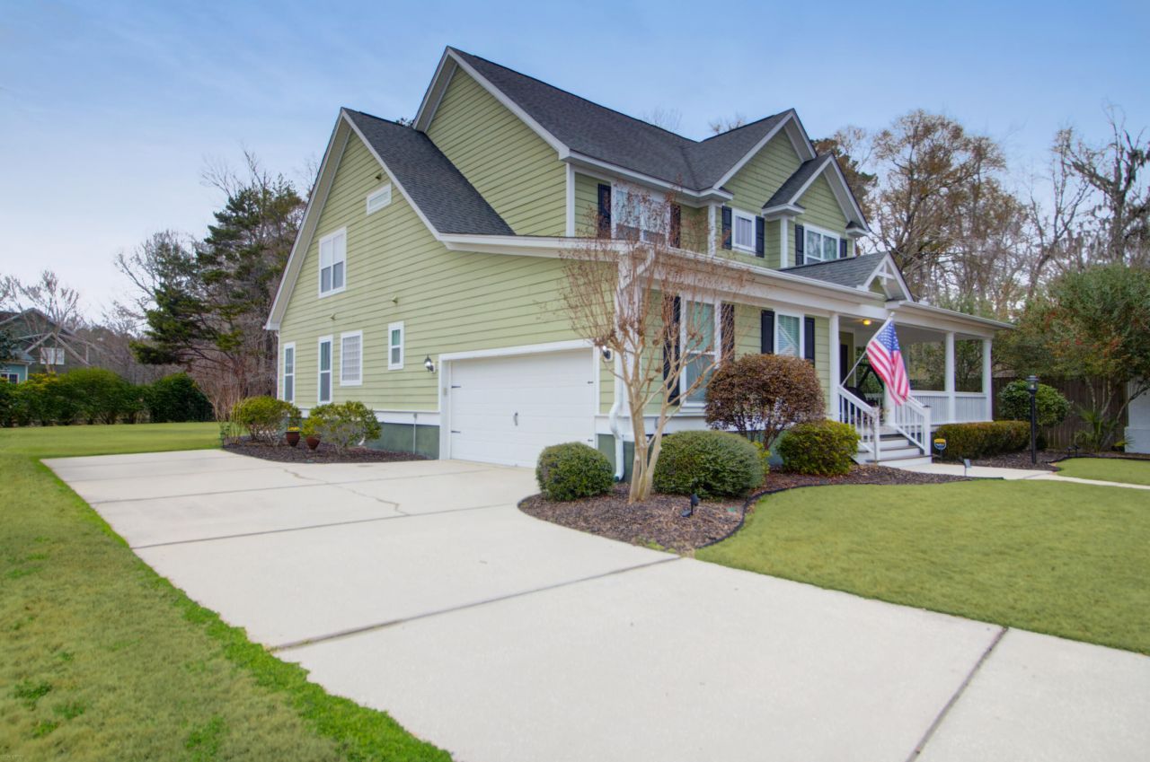 1022 Legacy Lane Photo 43