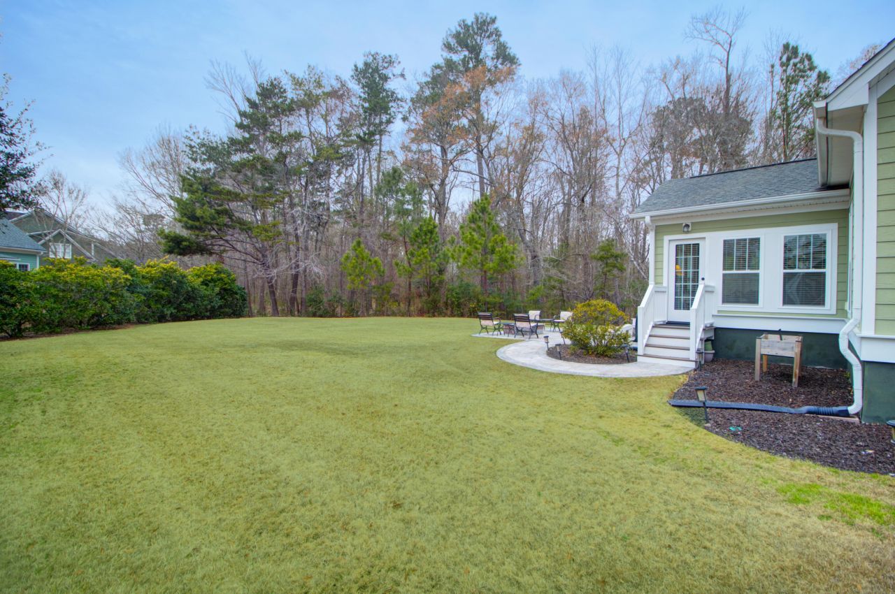 1022 Legacy Lane Photo 44