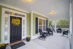 1022 Legacy Lane photo 4