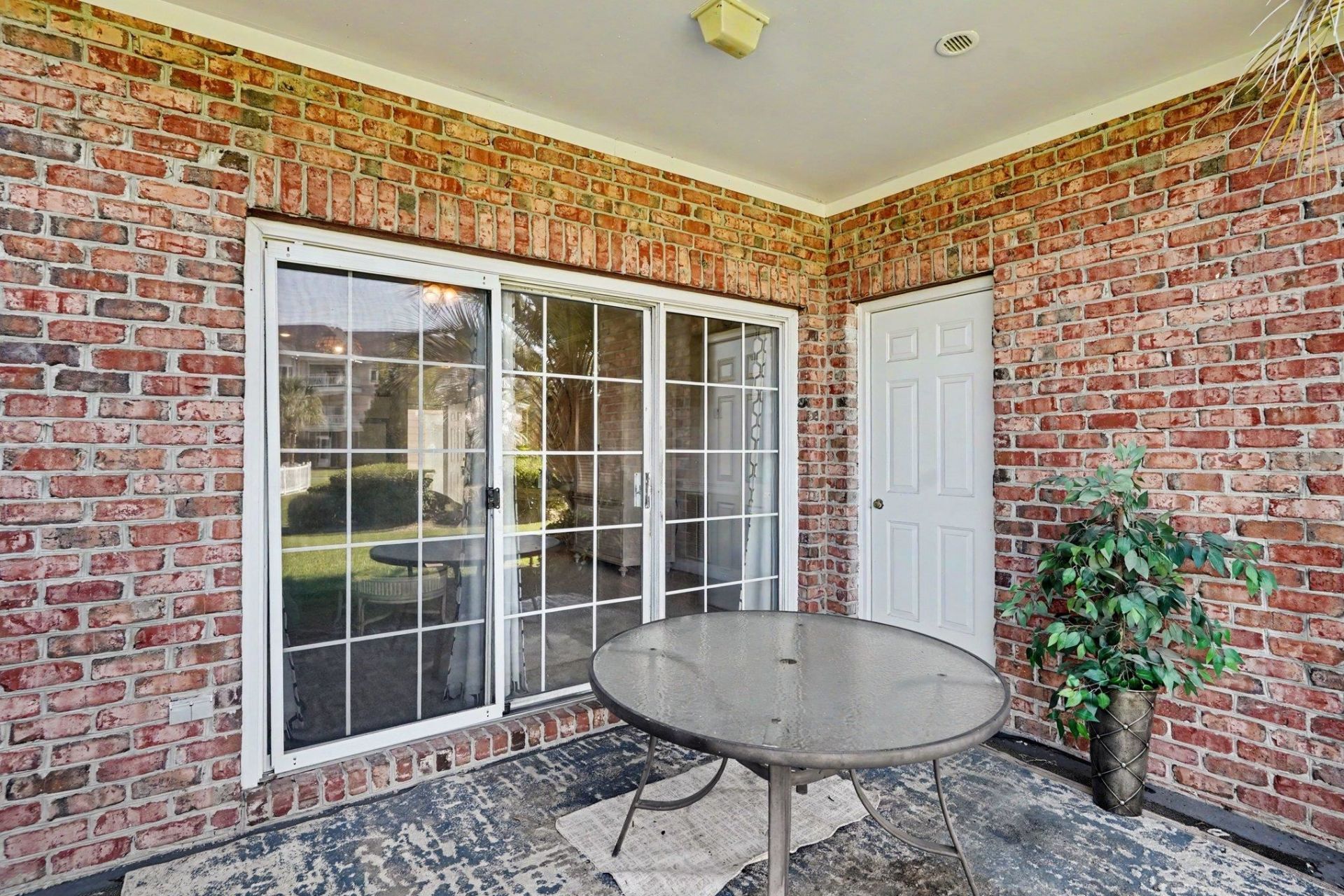 4835 Carnation Circle Photo 25