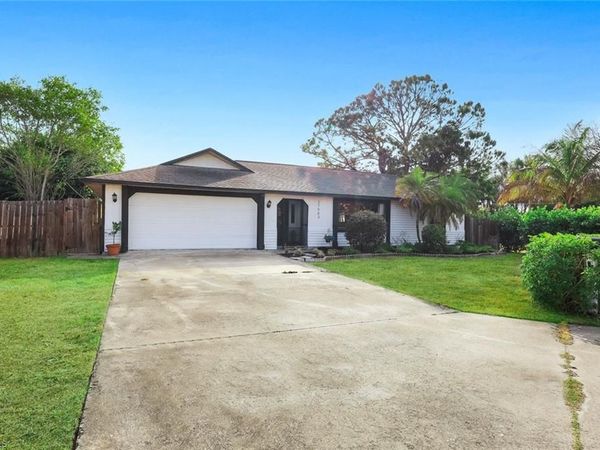 27983 Temple Terrace DR, BONITA SPRINGS, FL 34135