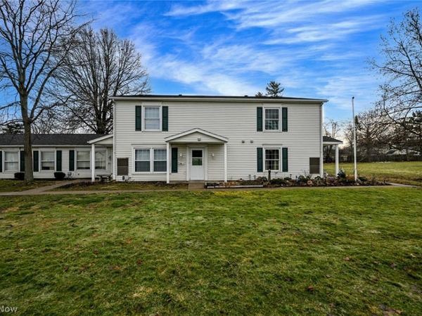 126 Ivy Hill Lane, Unit A-2, Medina, OH 44256