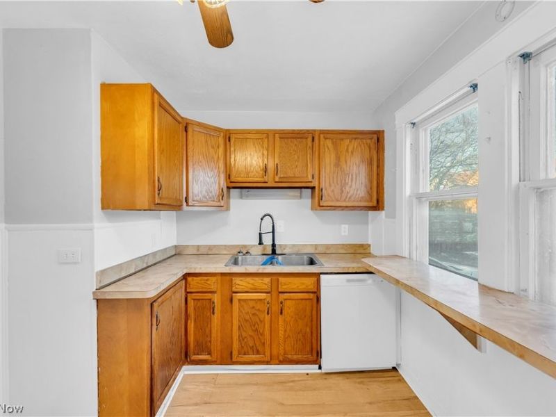 1145 E 167th Street, Cleveland, OH 44110 Photo 9