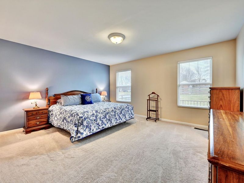 2736 Coachlight Lane, Burlington, KY 41005 Photo 3