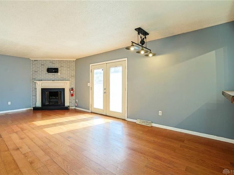 2437 Trinity Drive, Turtlecreek Township, OH 45044 Photo 10