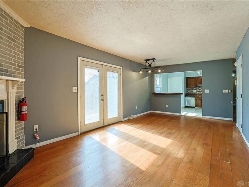 2437 Trinity Drive, Turtlecreek Township, OH 45044 Photo 8