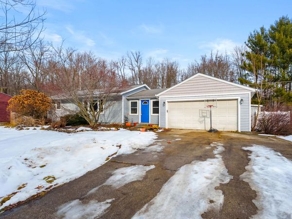 5595 E S Avenue, Vicksburg, MI 49097