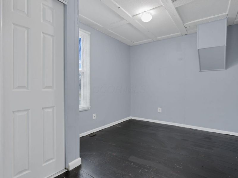 2475 Parkwood Avenue, Columbus, OH 43211 Photo 14