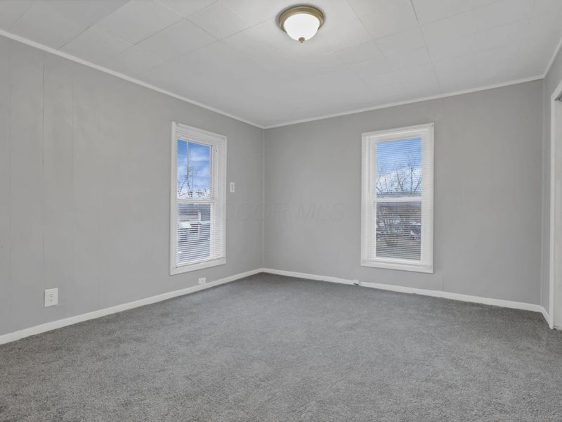 2475 Parkwood Avenue, Columbus, OH 43211 Photo 16