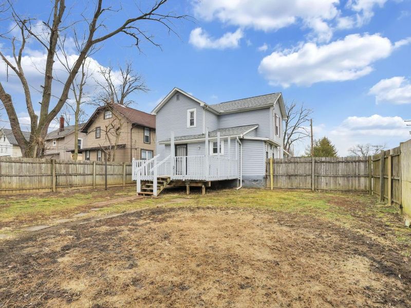 2475 Parkwood Avenue, Columbus, OH 43211 Photo 32