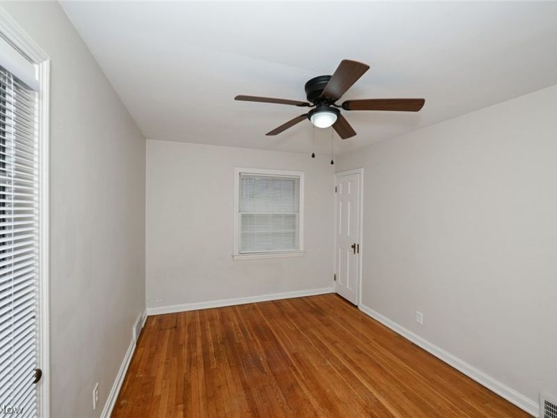 3699 Bainbridge Road, Cleveland, OH 44118 Photo 23