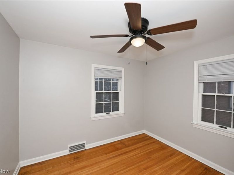 3699 Bainbridge Road, Cleveland, OH 44118 Photo 28