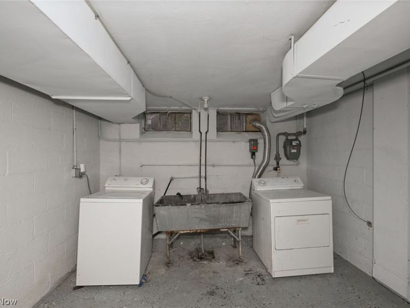 3699 Bainbridge Road, Cleveland Heights, OH 44118 Photo 3