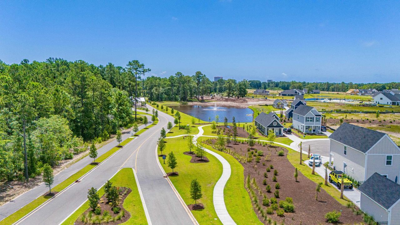 2138 Vera Way  Photo 3