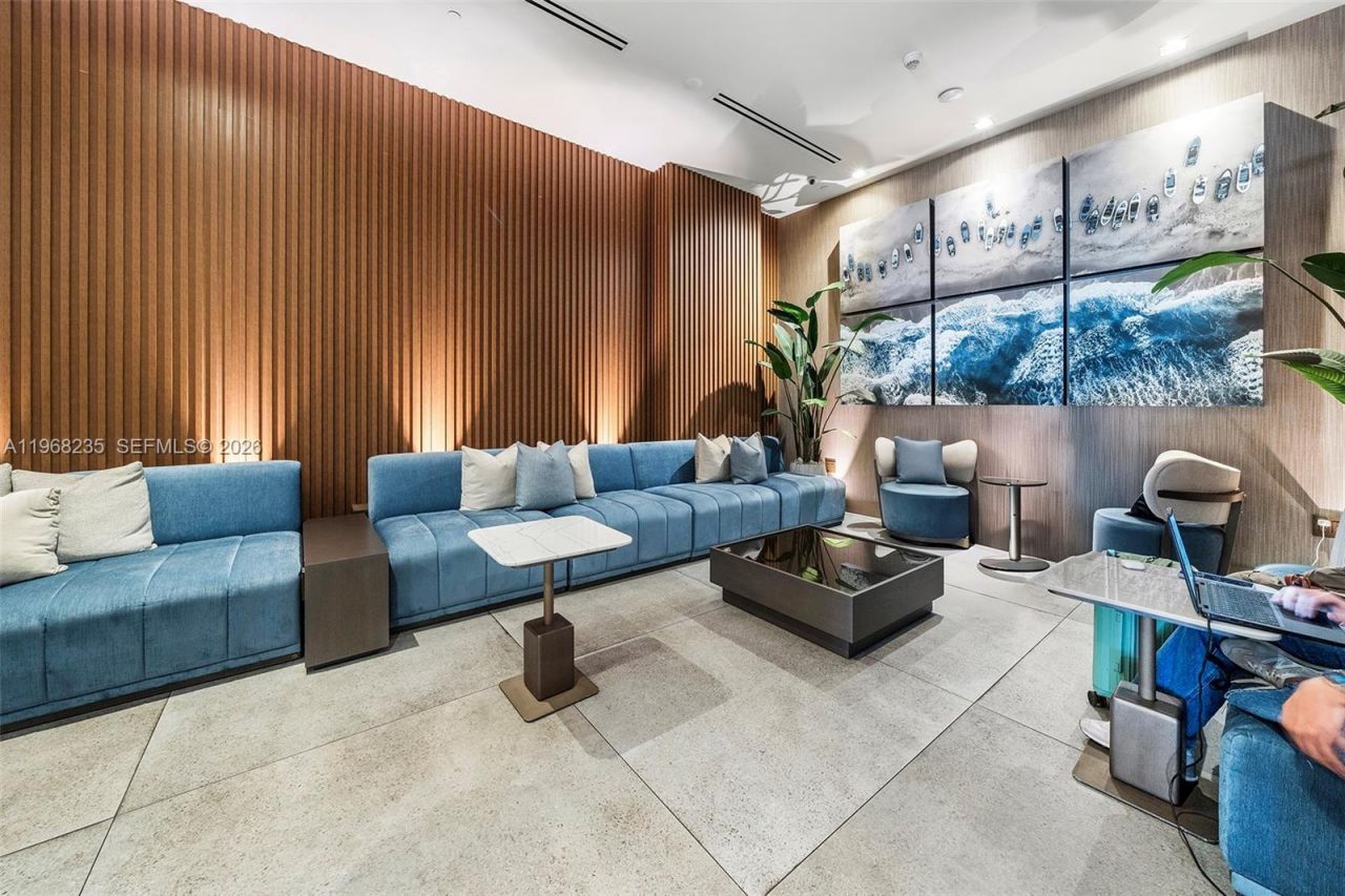 229 SW 9th St , Unit 208, Miami, FL 33130 Photo