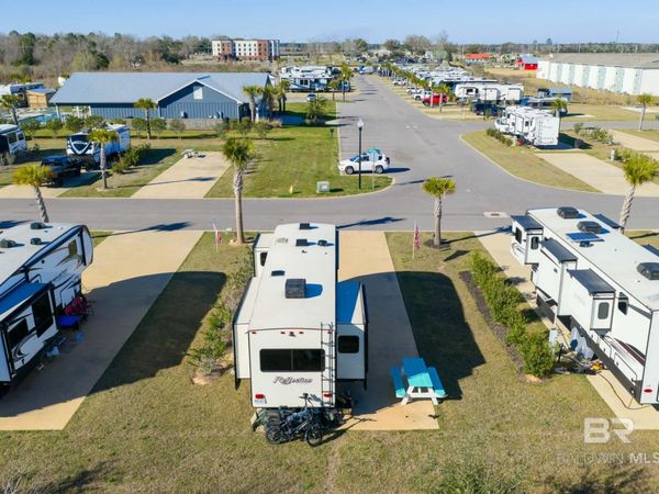 809 Vacation Circle, Foley, AL 36535