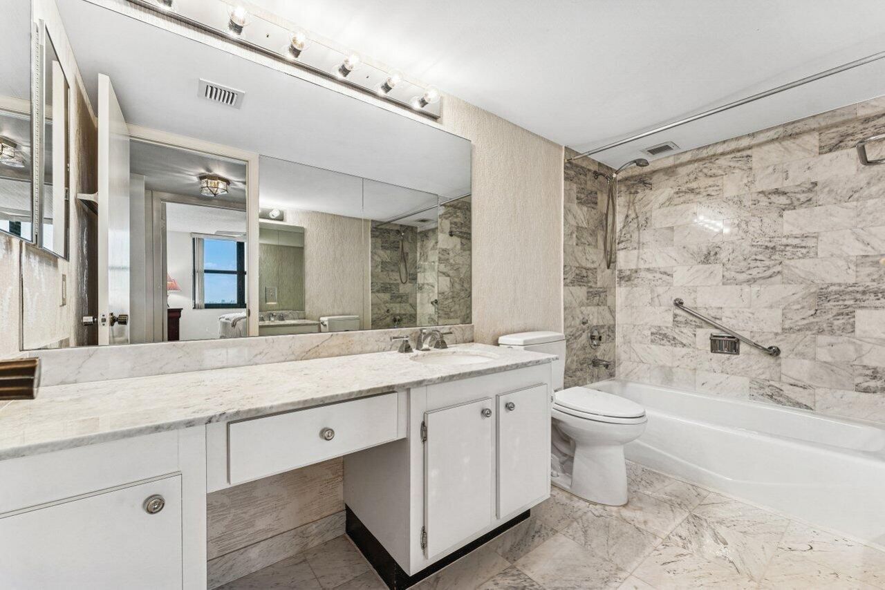 2003 N Ocean Boulevard, Unit 1004, Boca Raton, FL 33431 Photo