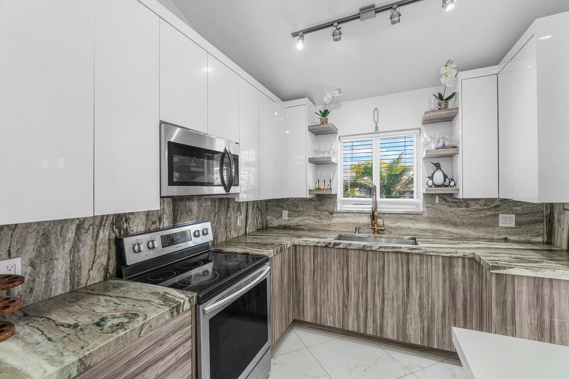 101 Azalea Circle, Boynton Beach, FL 33436 Photo