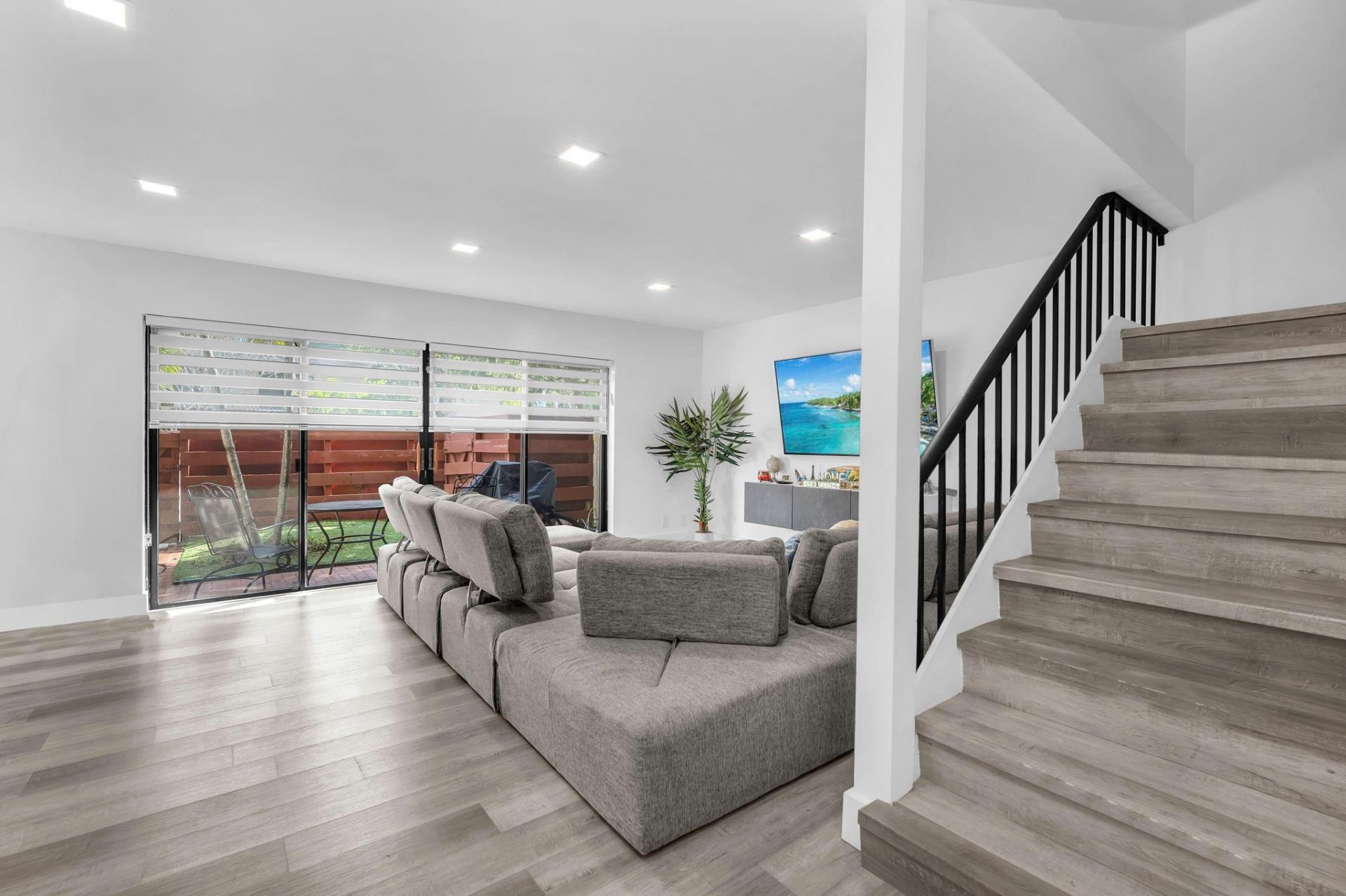 3904 Parkside Lane, Hollywood, FL 33021 Photo