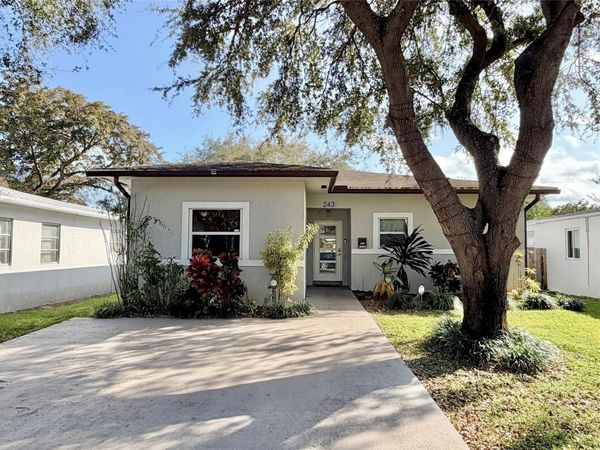 243 SW 5th St, Dania Beach, FL 33004